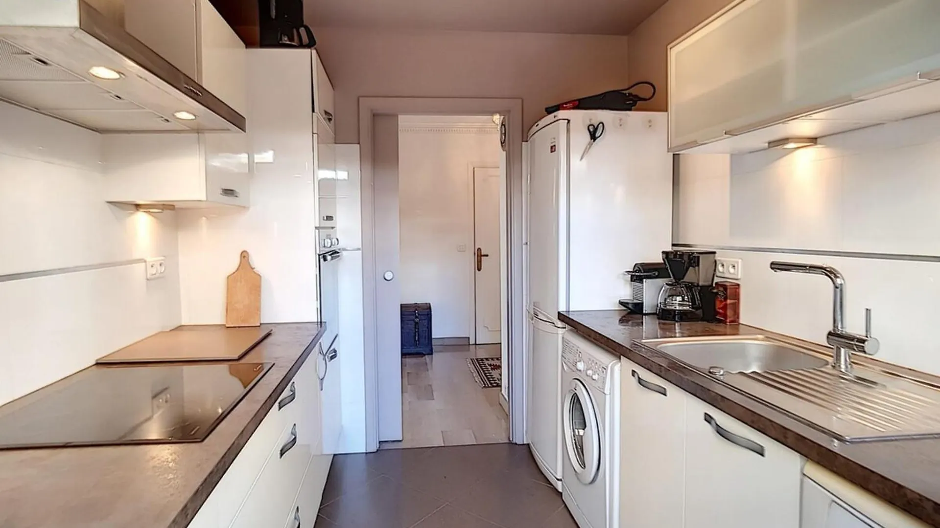 2 Bdr Apartment With Garden Next To The Croisette Cannes