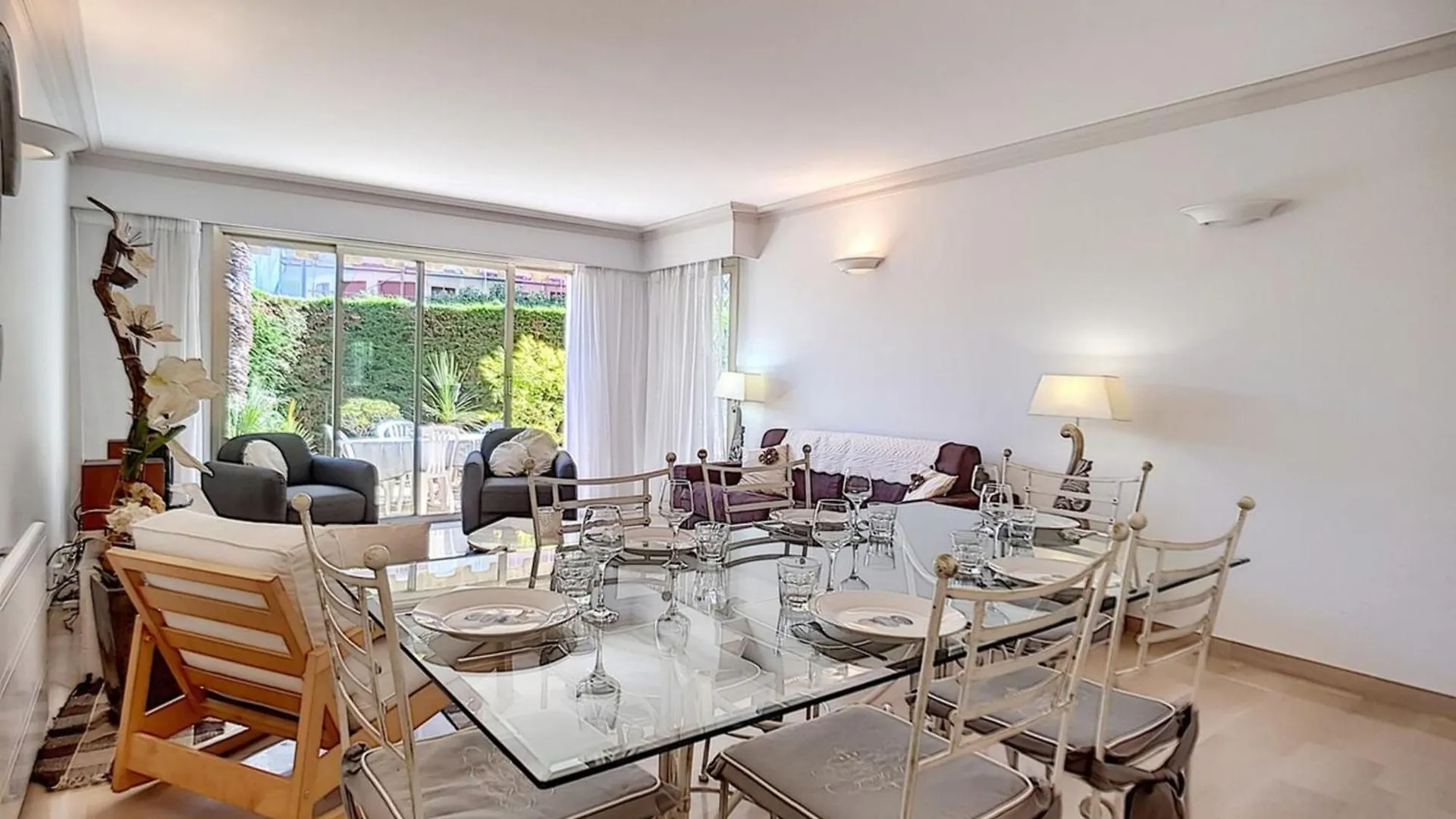 2 Bdr Apartment With Garden Next To The Croisette Cannes 0*,  France